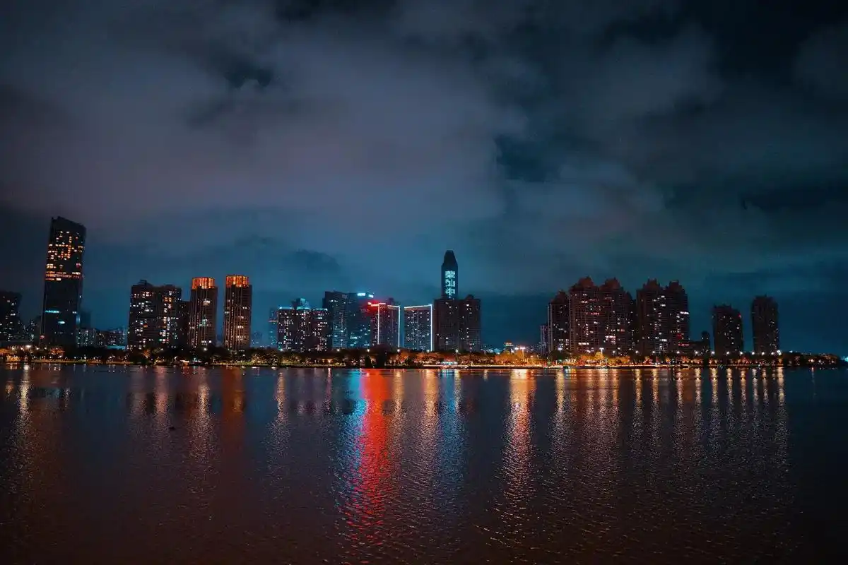 五月份惠州水东街照片那时候晚上散步凉爽吹风的地方