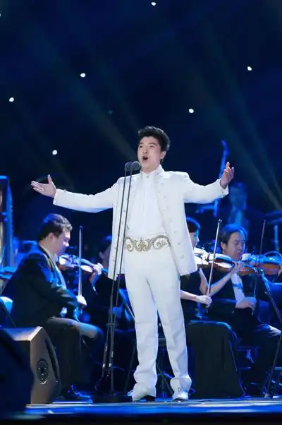 黄训国:千番雕琢终成玉