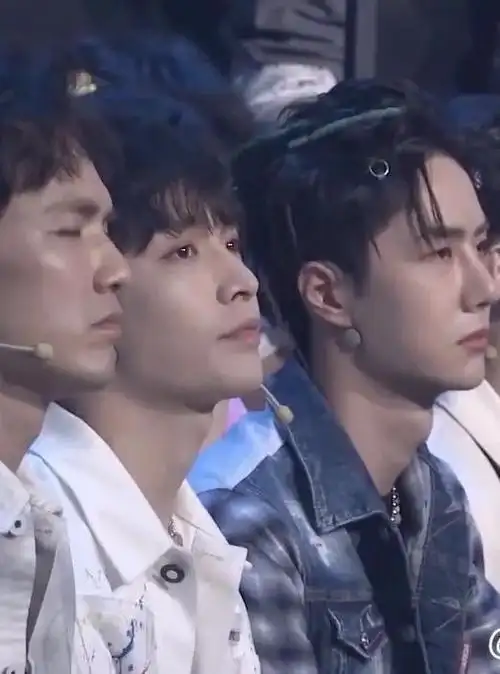 王一博张艺兴同框比美?张艺兴赢了脸却输了身高