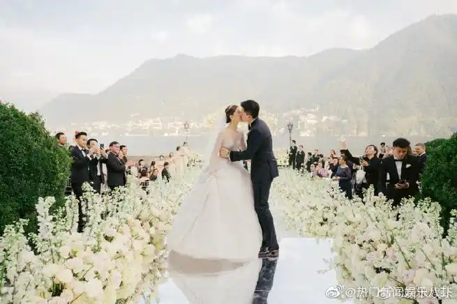 来自娱乐圈吃瓜日常 - 微博