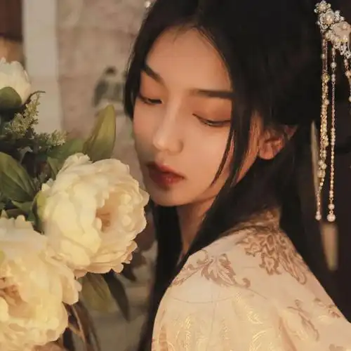 绝美古风真人女生头像_腾讯新闻