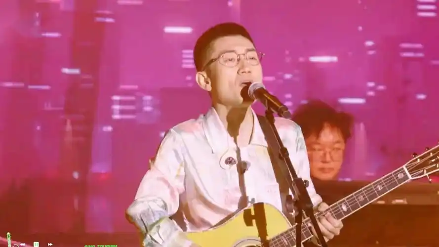 鲜活唱游团丨金志文《远走高飞》现场气氛太好咯,全场大合唱