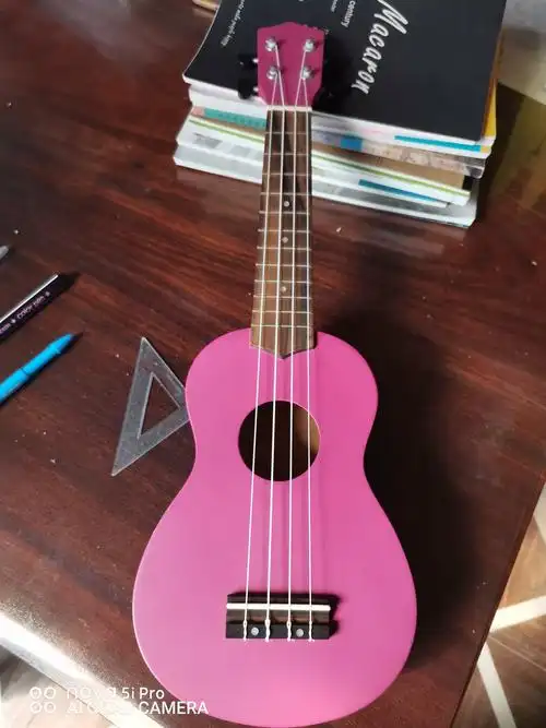 手工做纸板吉他