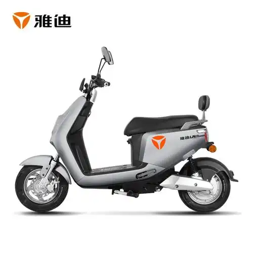 雅迪yadea电动车新款电瓶车豪华电摩电动车时尚踏板男女代步电动轻便