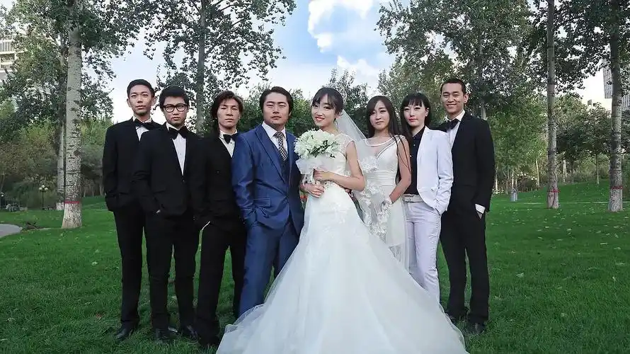 邵庄完成了仰度先生的遗愿,在山上烧毁了御世制人录,从此便远走高飞了