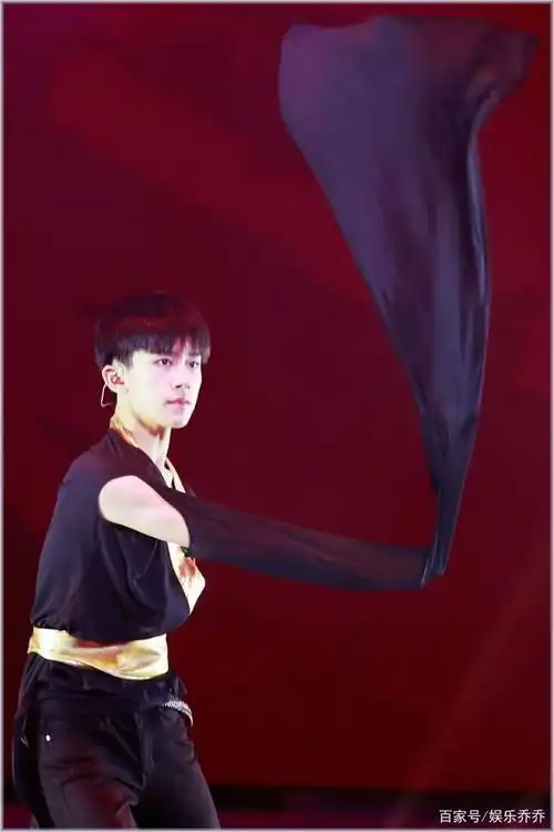 易烊千玺跳民族舞,你有被惊艳到吗?
