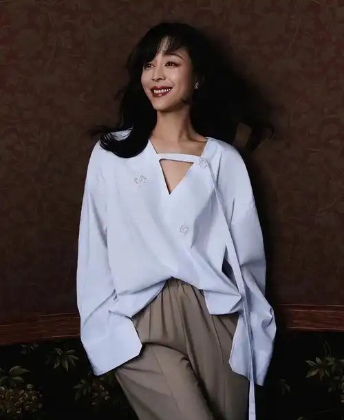 张静初个人资料:从"小三"到"女神",她的自我救赎之路