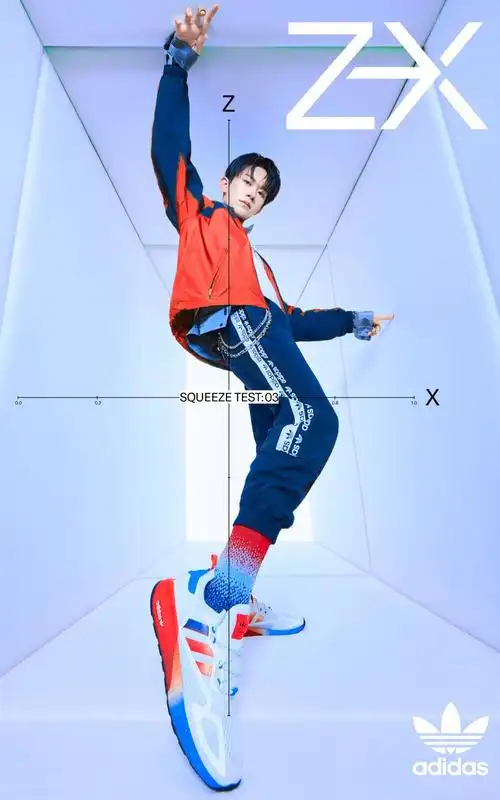 易烊千玺 adidasoriginals品牌代言人