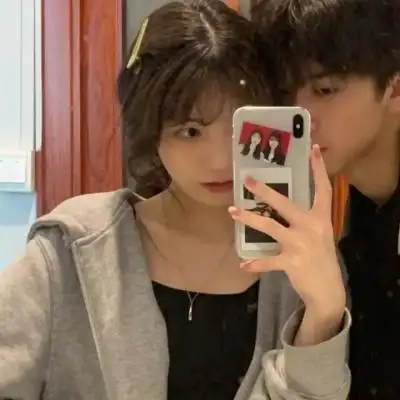 不易撞的甜蜜好看真人情头_情侣头像_美头网