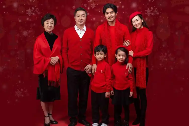 全家福摄影服装中国风圣诞节影楼主题拍照一家六口亲子衣服新款