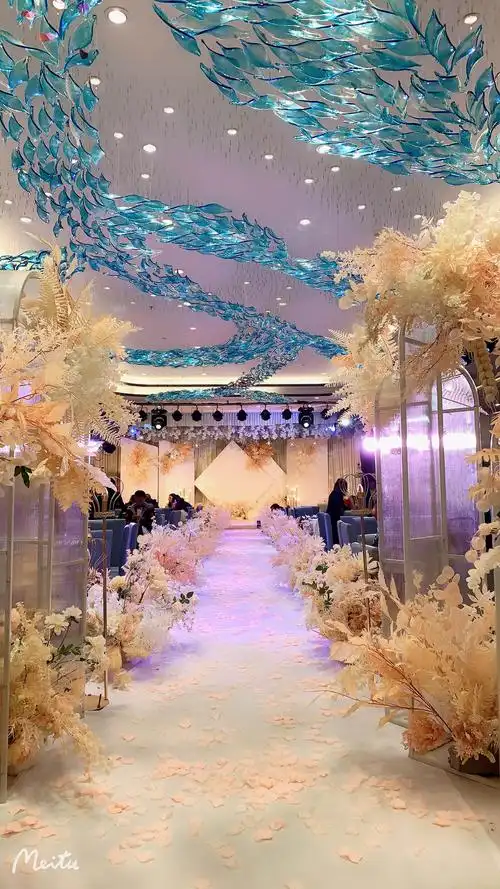 执子之手与子偕老 浪漫婚礼尽在鸿福瑞宴会厅