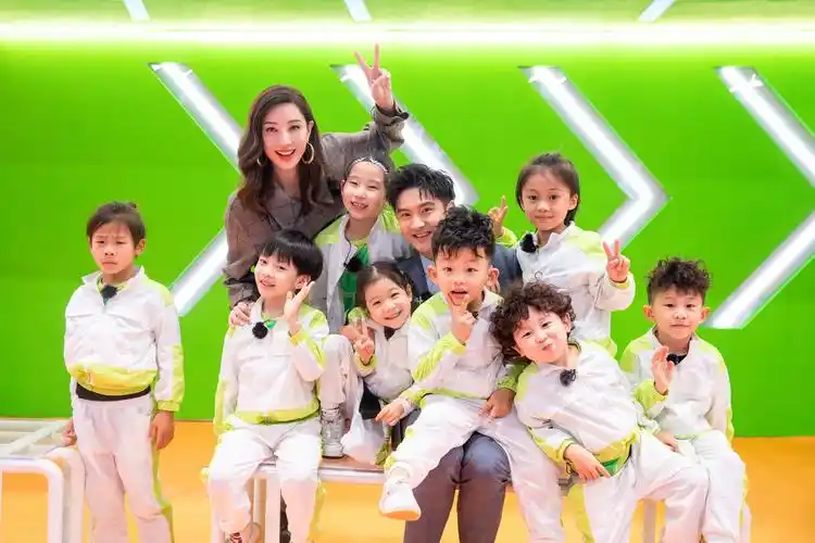 《小巨人运动会》温暖收官,在多维记录中探讨儿童教育养成