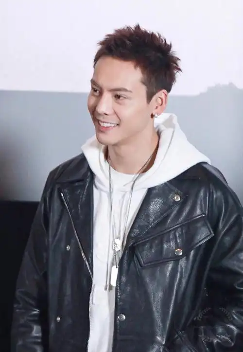 陈伟霆很欲,陈伟霆钟楚曦大尺度超欲只有郭麒麟是单身