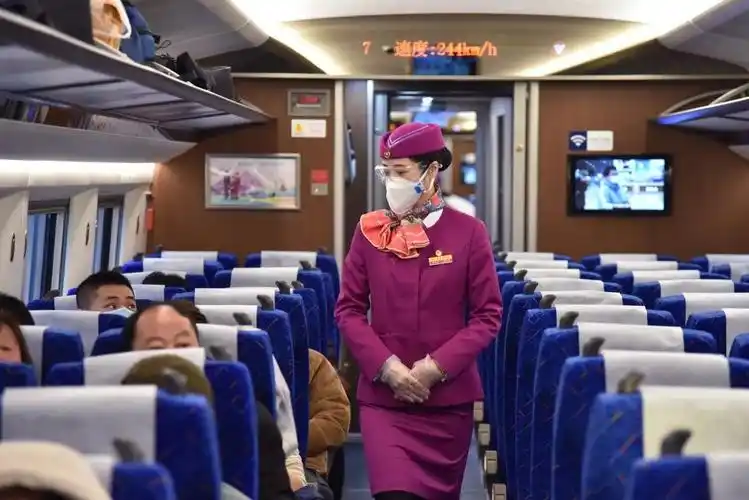 动车有充电的地方吗动车上哪里有充电的地方