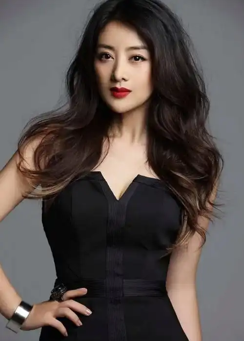 10年后再看小李琳,再婚嫁被指"吃软饭"的经超,才是正确的选择