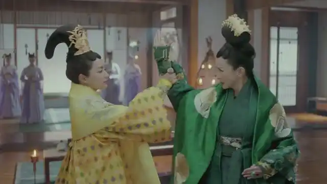 凤囚凰红袖勾结容止狠虐太妃康王雪云联手暗杀楚玉