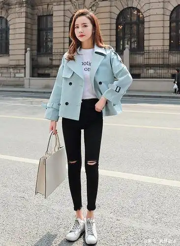 秋季到了,那么女人穿哪些外套合适搭配方案来跟上2020年的潮流呢