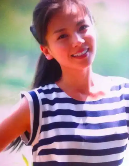 回顾贤惠的刘涛从小家贫又种菜养猪逆袭成名后扶持破产丈夫