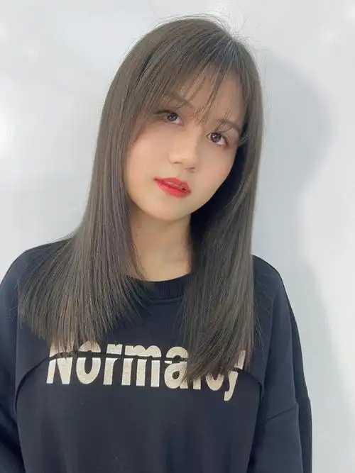 最新流行女发,款式多样,越剪越时尚|发型|短发|脸型|披肩发|层次感