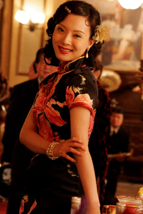 旗袍皇后陈数拒绝多位富豪甘当继母嫁澳籍钢琴家