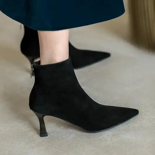 双宋短靴女尖头细跟磨砂高跟单靴欧美短筒黑色反毛皮百搭真皮靴子