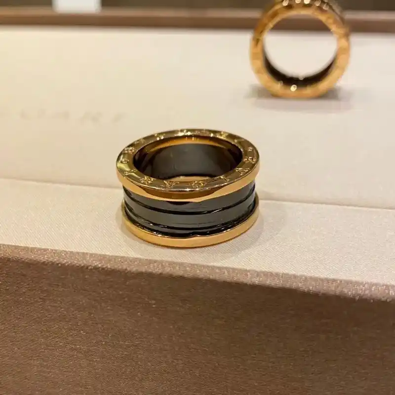 宝格丽陶瓷戒指95戒指中的天花板93.ss  b.zero1 - 抖音