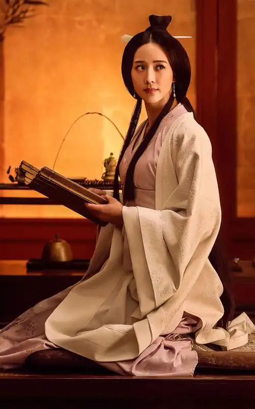 军师联盟张钧甯壁纸