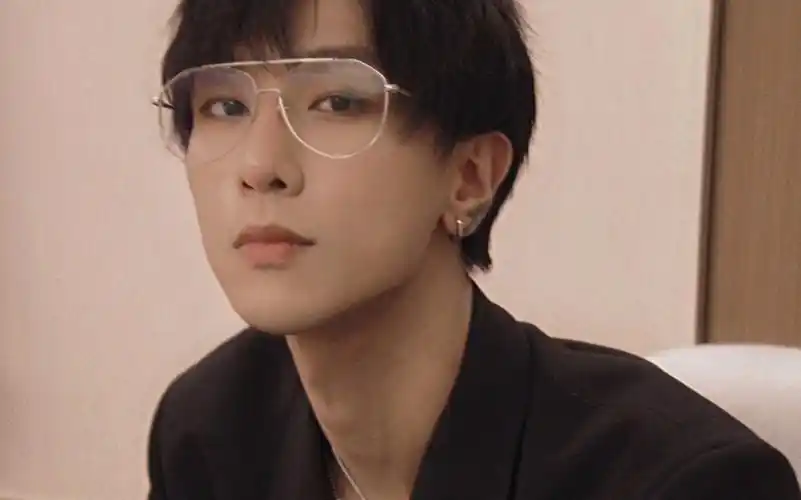 景向谁依唱歌好好听啊不愧是景老师一整个爱住了