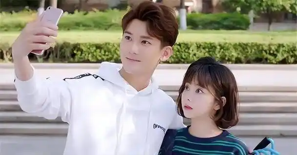 当年以为谭松韵会和他在一起没想到现在已经物是人非