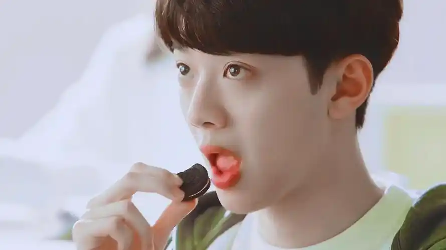 赖冠霖《初恋那件小事》素材 - 堆糖,美图壁纸兴趣社区