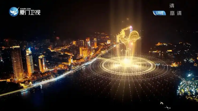 值得一提的是,刘烨和张子枫也被提名了今年金鸡奖的影帝影后.