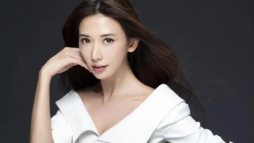 壁纸封面图4k高清大图片林志玲壁纸标签:上传时间:2020-06-16体积:1.