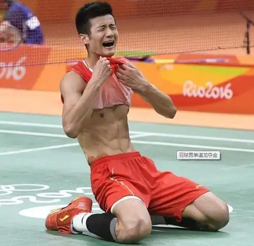 中国羽毛球队奥运巡礼国羽困境下冲击五金谌龙期待卫冕