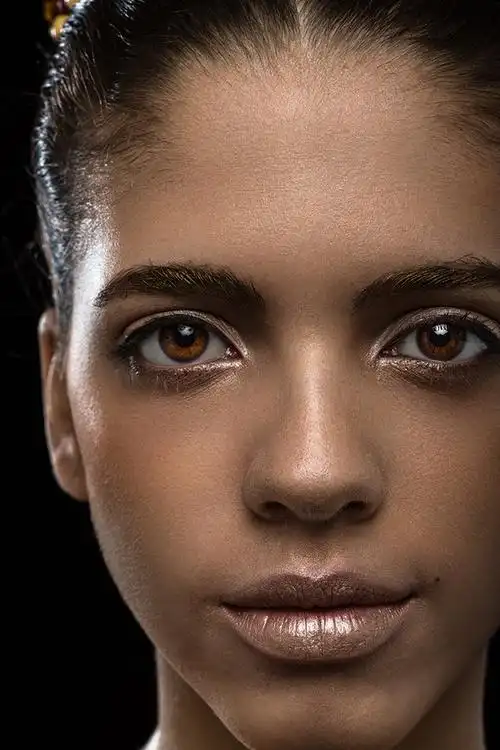 商业片中的模特皮肤纹理到底是怎么做出来的?