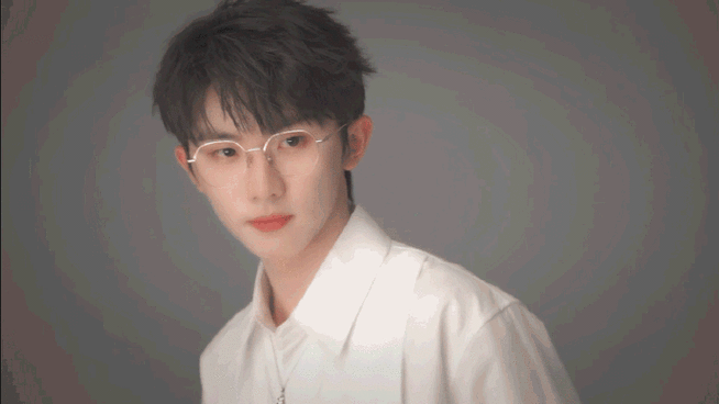 帅的老公096995@时代少年团队长-马嘉祺#时代少年团眼镜造型