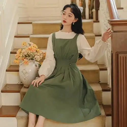 女装连衣裙2021春季甜美减龄背带裙百搭长袖衬衫新款两件套装