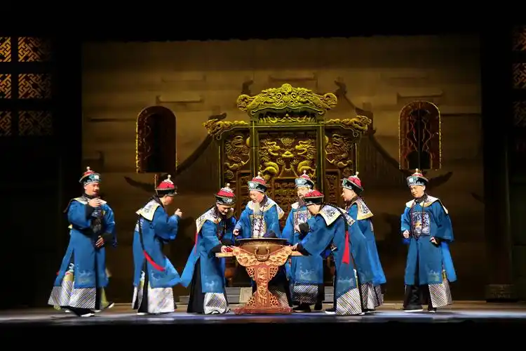 黄梅戏《大清名相》舞台剧照