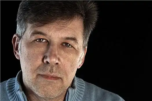 留胡须图片_留胡须图片大全_留胡须图片下载