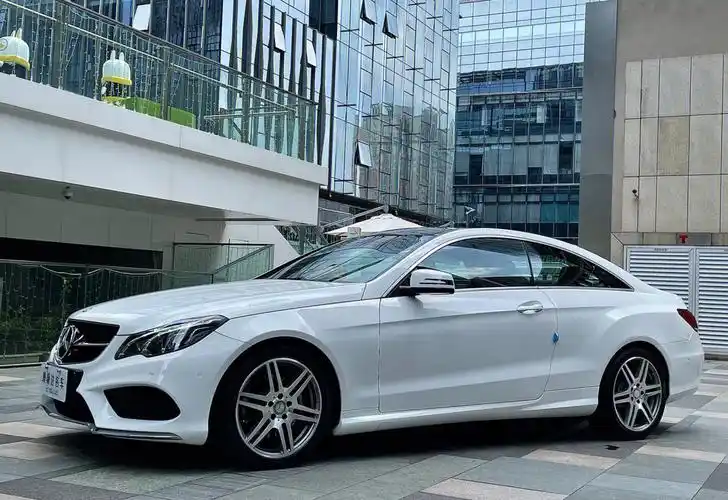 20出头双门轿跑|奔驰e260 轿跑车灵动版