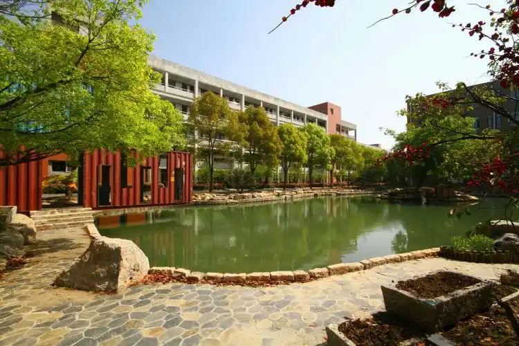 教学楼--金坛区金沙高级中学