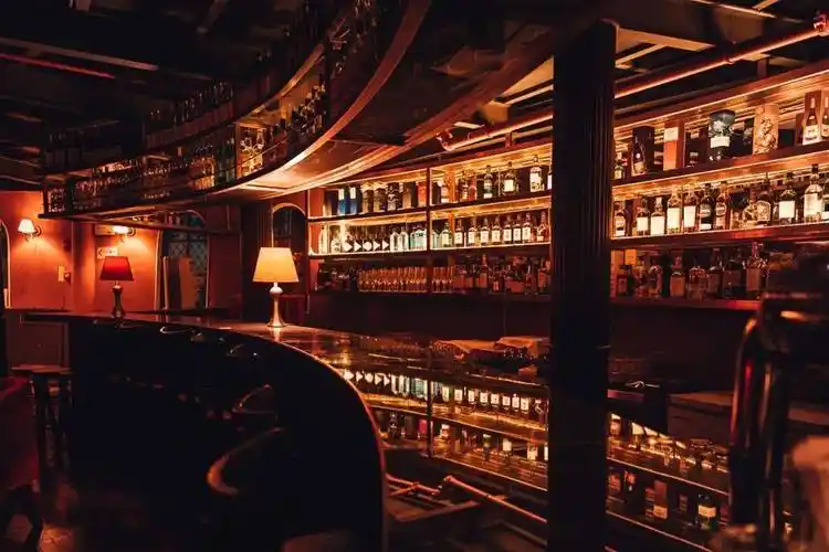 全国排名第一的爵士乐酒吧来到广州4年却关闭了3次