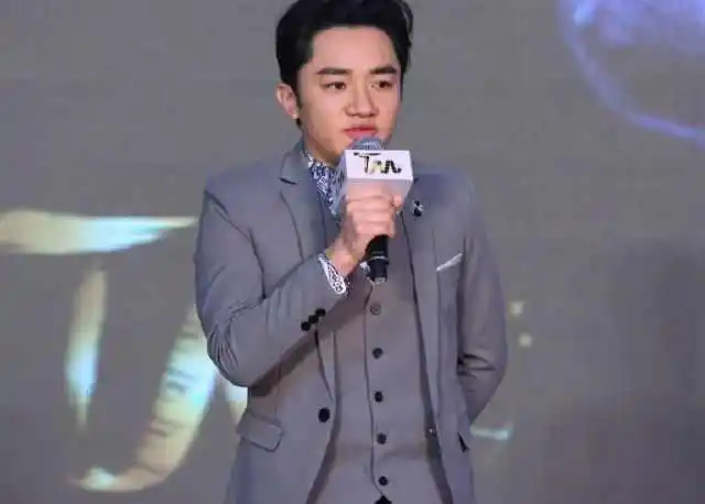 158的王祖蓝为何能娶到175的李亚男?杨颖说出了尴尬的真相