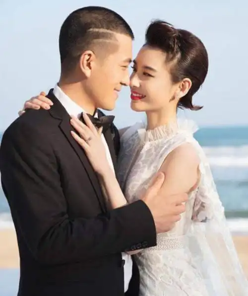 娱乐圈吴尊的新闻_盘点:娱乐圈结婚多年的明星,有钟汉良,吴尊,黄圣依