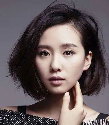 刘诗诗短发烫的什么卷 刘诗诗中短发型图片