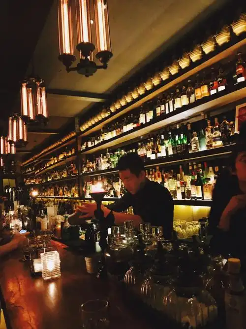 西安酒吧鸡尾酒价格_鸡尾酒吧_鸡尾酒吧名字