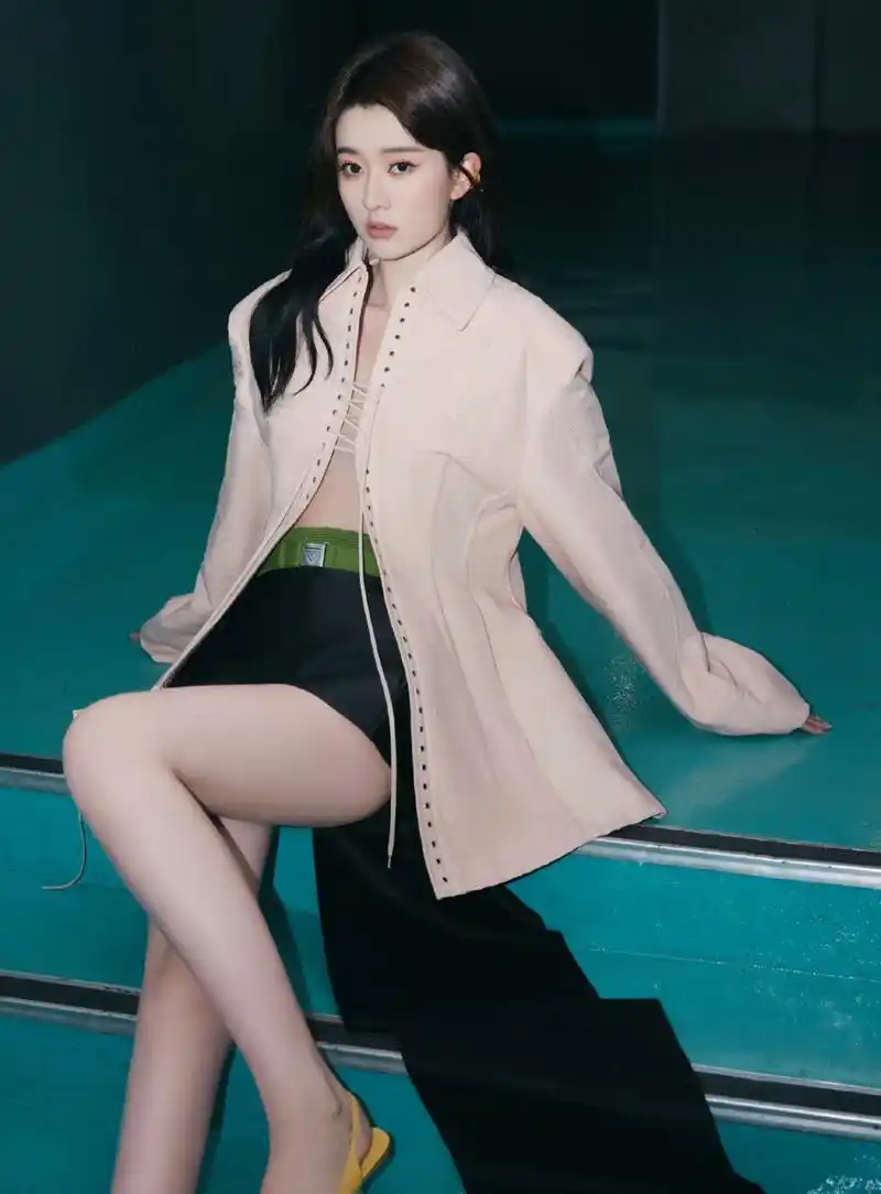 乔欣  高跟凉鞋美腿