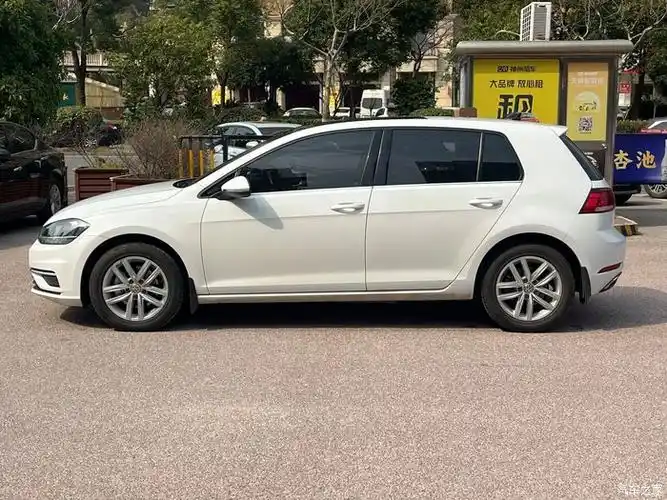 大众高尔夫2019款280tsi自动舒适型行驶6