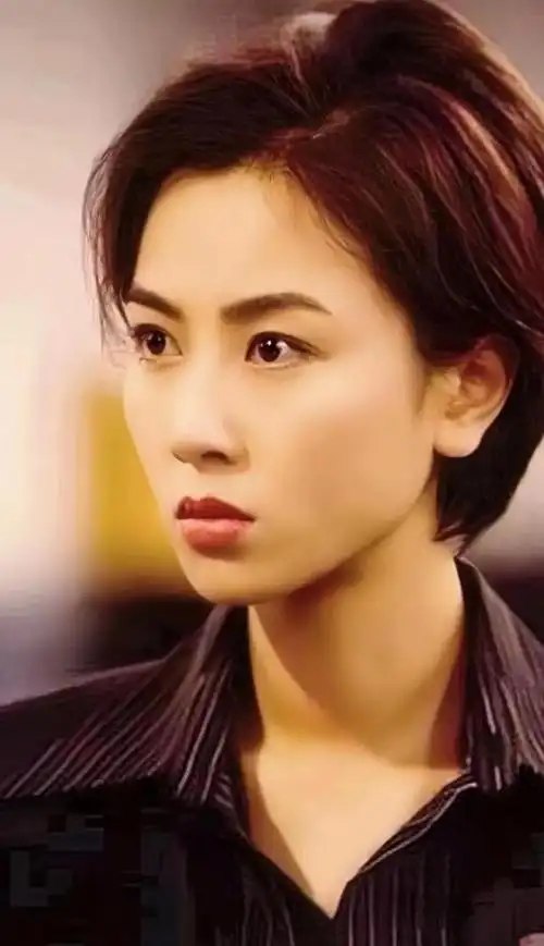 短发女神袁洁莹