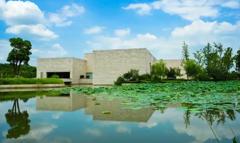 良渚古城遗址公园