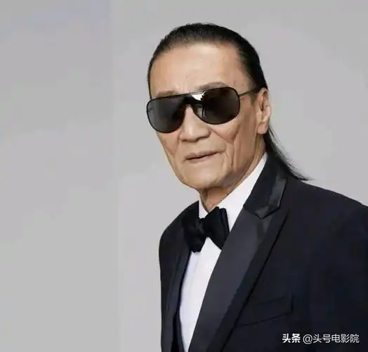 谢贤女友个人资料简介(85岁娱乐圈情圣谢贤)(1)